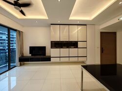 The Palette (D18), Condominium #586761141
